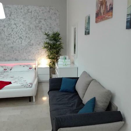 Mecenate Cozy Flat Lägenhet Milano Exteriör bild