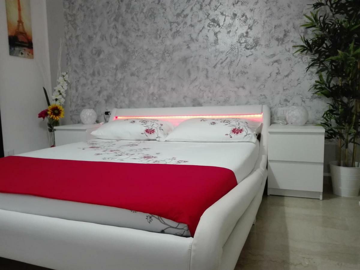 Mecenate Cozy Flat Lägenhet Milano Exteriör bild