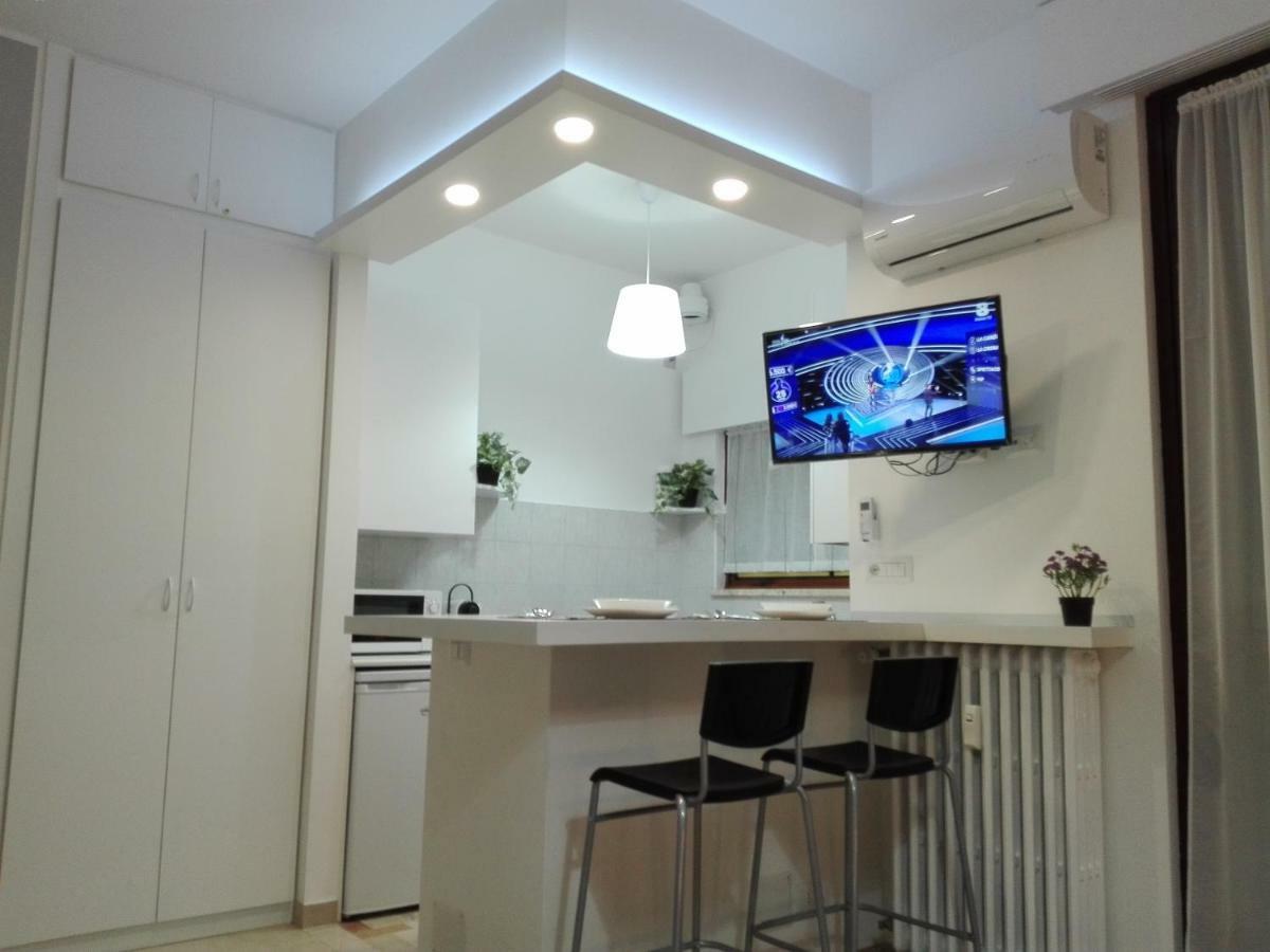 Mecenate Cozy Flat Lägenhet Milano Exteriör bild