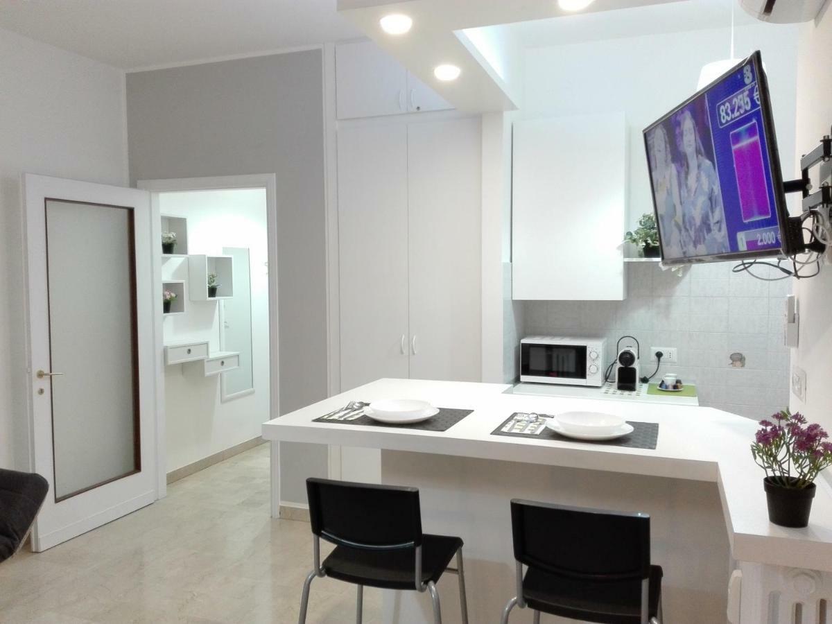 Mecenate Cozy Flat Lägenhet Milano Exteriör bild