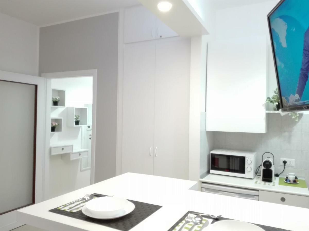 Mecenate Cozy Flat Lägenhet Milano Exteriör bild