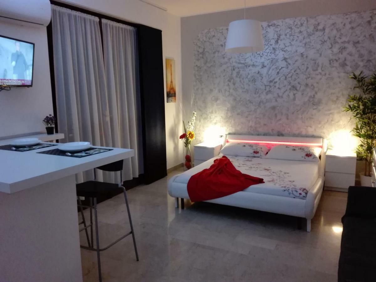 Mecenate Cozy Flat Lägenhet Milano Exteriör bild