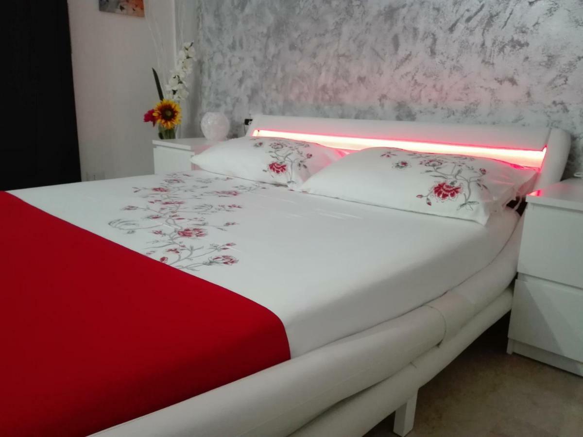 Mecenate Cozy Flat Lägenhet Milano Exteriör bild