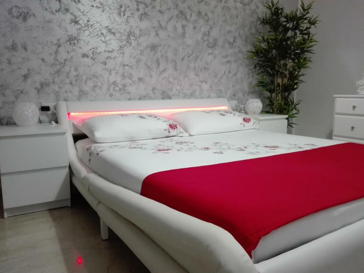Mecenate Cozy Flat Lägenhet Milano Exteriör bild